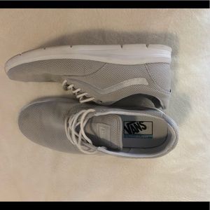 Vans women’s ultrarange sneakers